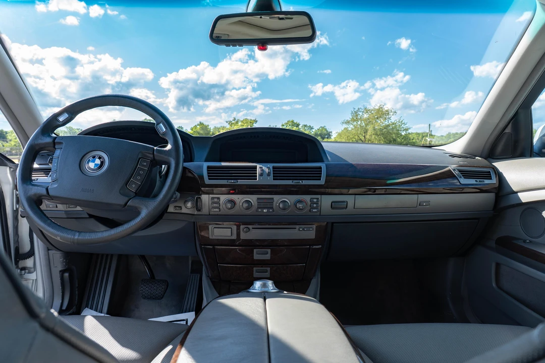 2003 BMW E65/E66 7 Series - Image 29 of 31