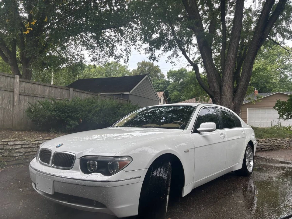 2003 BMW E65/E66 7 Series - Image 2 of 11