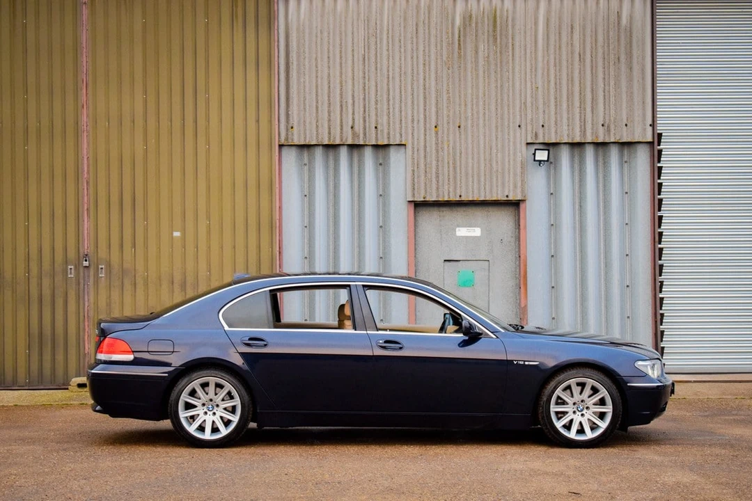 2003 BMW E65/E66 750i & 760i Sedan - Image 7 of 30
