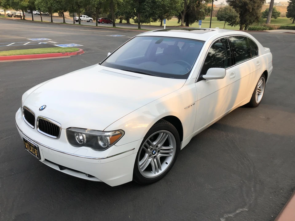 2003 BMW E65/E66 750i & 760i Sedan - Image 9 of 23