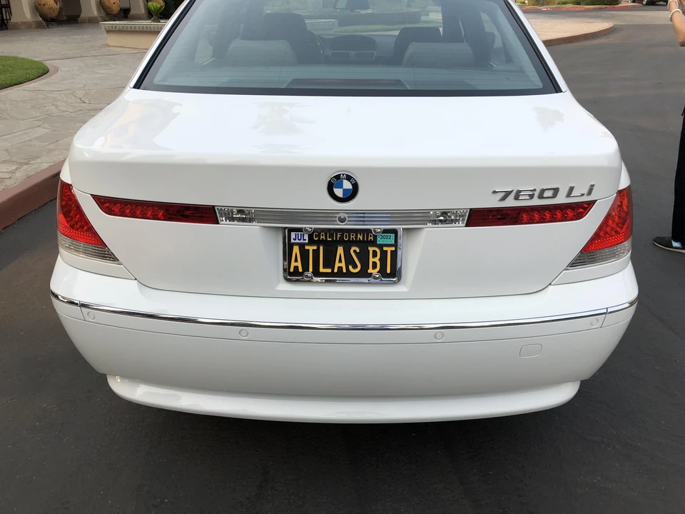 2003 BMW E65/E66 750i & 760i Sedan - Image 13 of 23