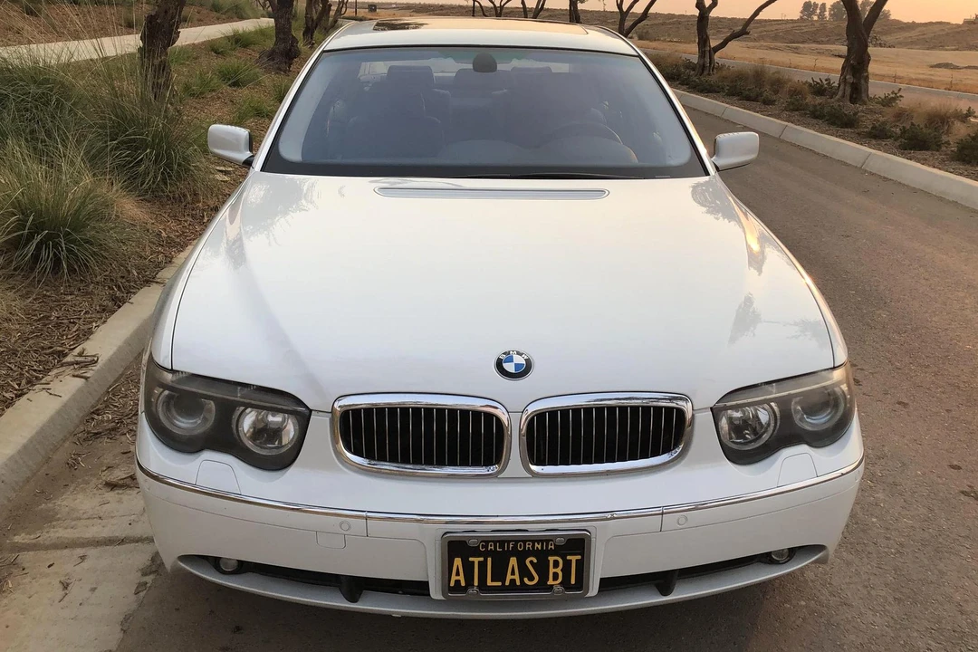 2003 BMW E65/E66 750i & 760i Sedan - Image 2 of 23