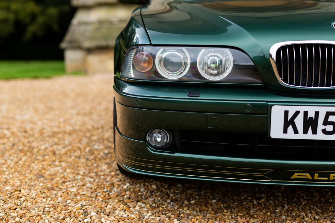 2003 BMW Alpina B10 - Image 8 of 31