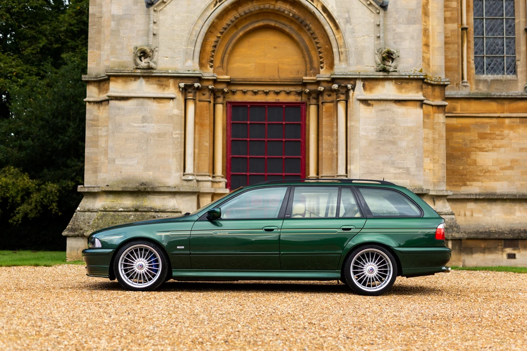 2003 BMW Alpina B10 - Image 28 of 31