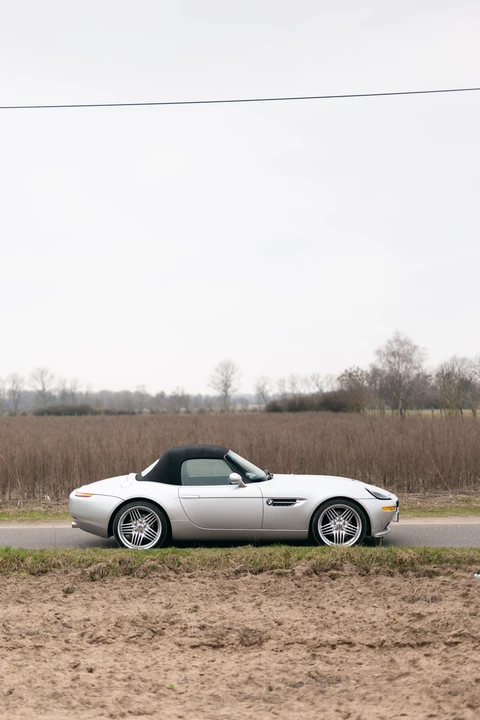 2003 BMW Z8 - Image 28 of 31