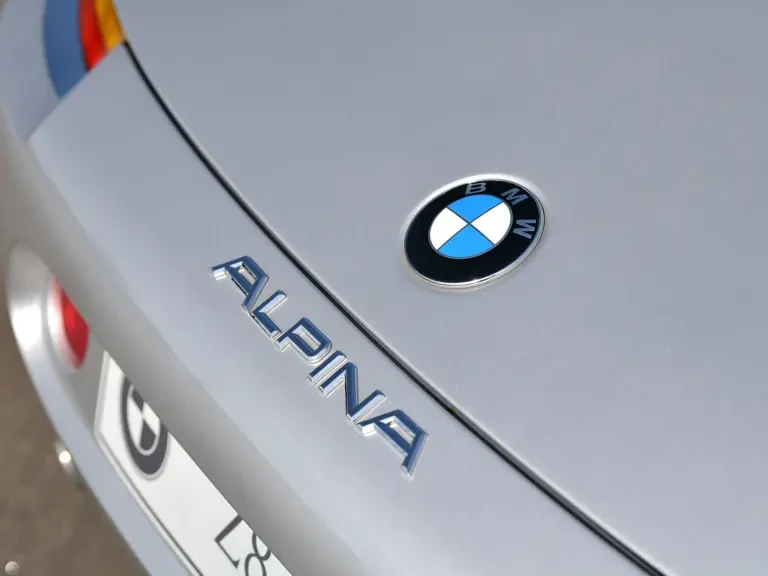 2003 BMW Z8 - Image 27 of 31
