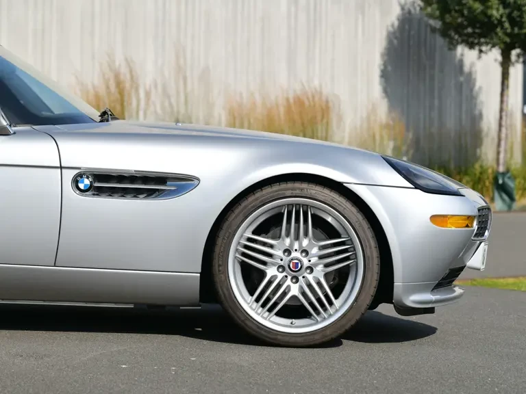 2003 BMW Z8 - Image 21 of 31