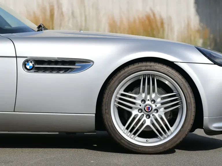 2003 BMW Z8 - Image 23 of 31