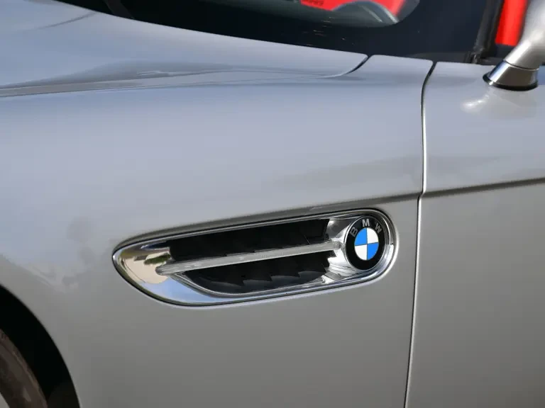 2003 BMW Z8 - Image 16 of 31