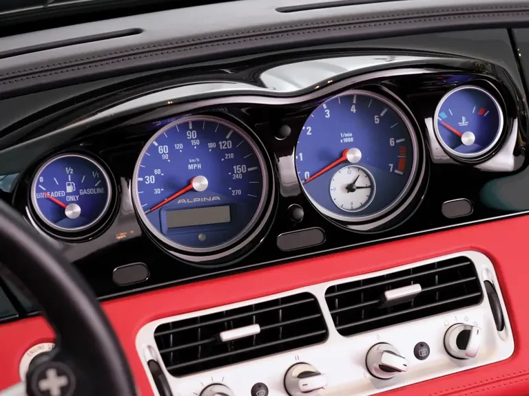 2003 BMW Z8 - Image 26 of 30