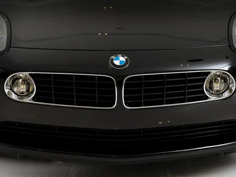 2003 BMW Z8 - Image 13 of 30