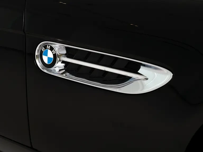 2003 BMW Z8 - Image 14 of 30
