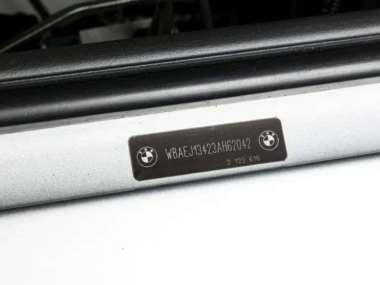2003 BMW Z8 - Image 30 of 31