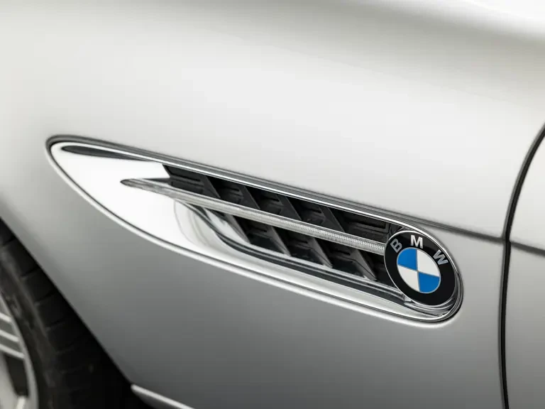 2003 BMW Z8 - Image 25 of 31