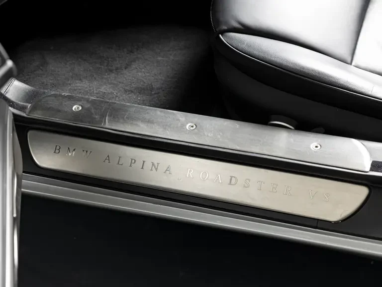 2003 BMW Z8 - Image 17 of 31