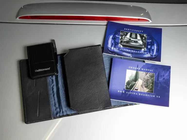 2003 BMW Z8 - Image 27 of 31