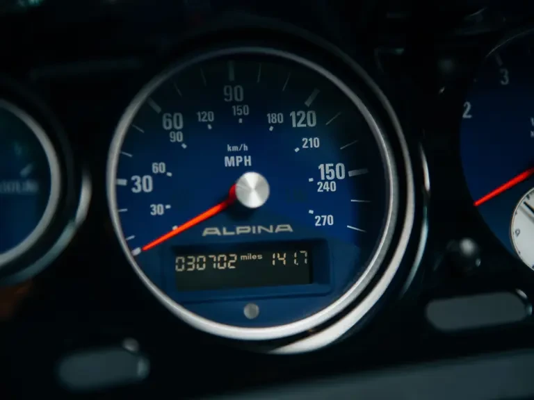 2003 BMW Z8 - Image 23 of 31