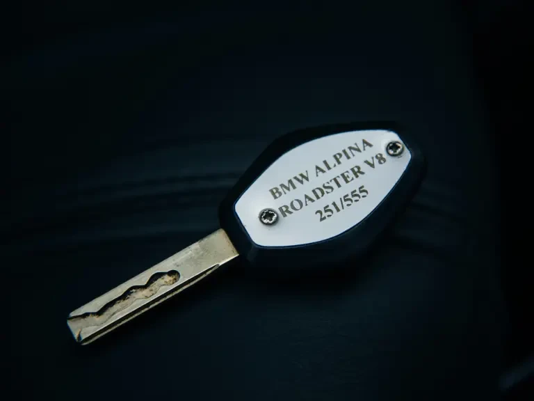 2003 BMW Z8 - Image 31 of 31