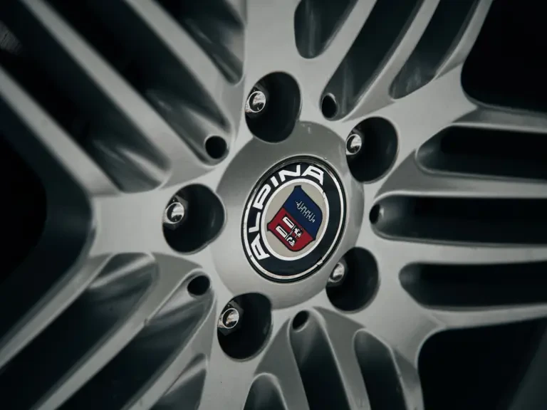 2003 BMW Z8 - Image 9 of 31