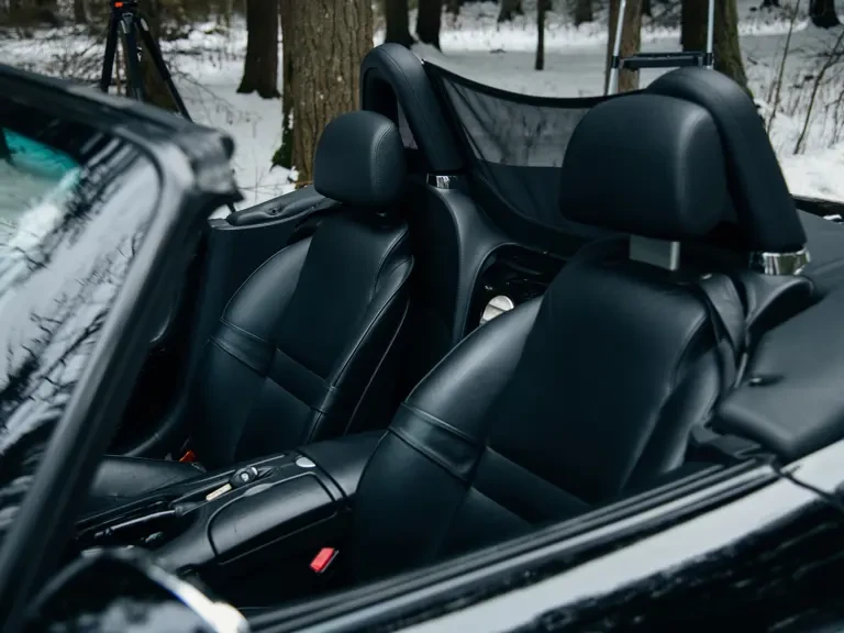 2003 BMW Z8 - Image 30 of 31