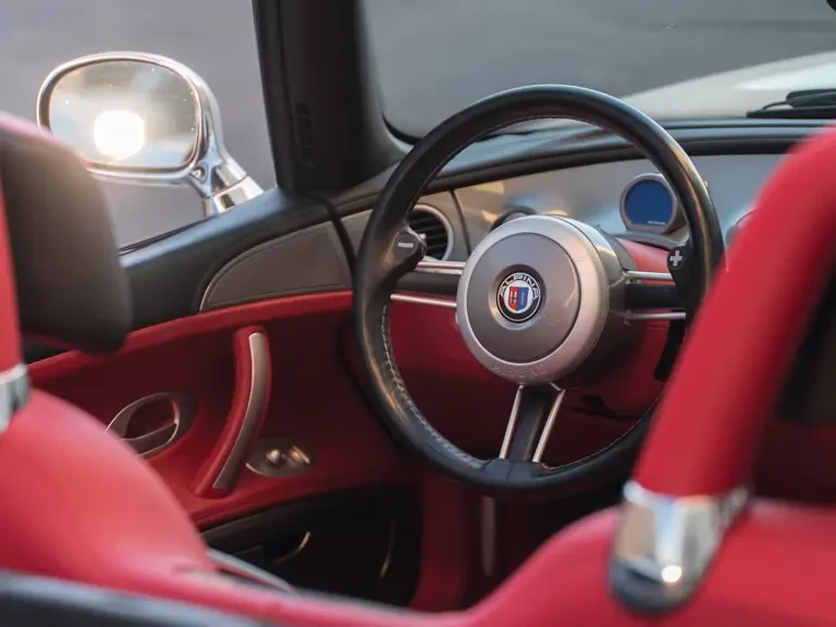 2003 BMW Z8 - Image 29 of 31