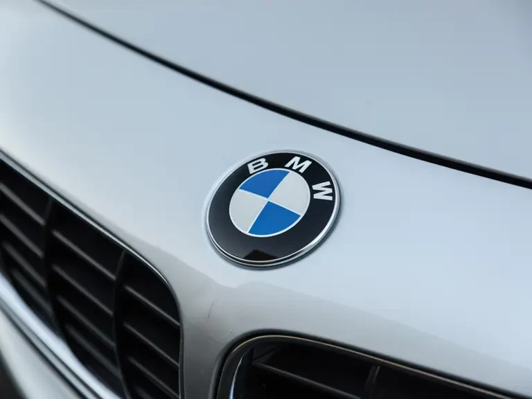 2003 BMW Z8 - Image 11 of 31