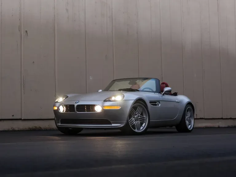 2003 BMW Z8 - Image 2 of 31