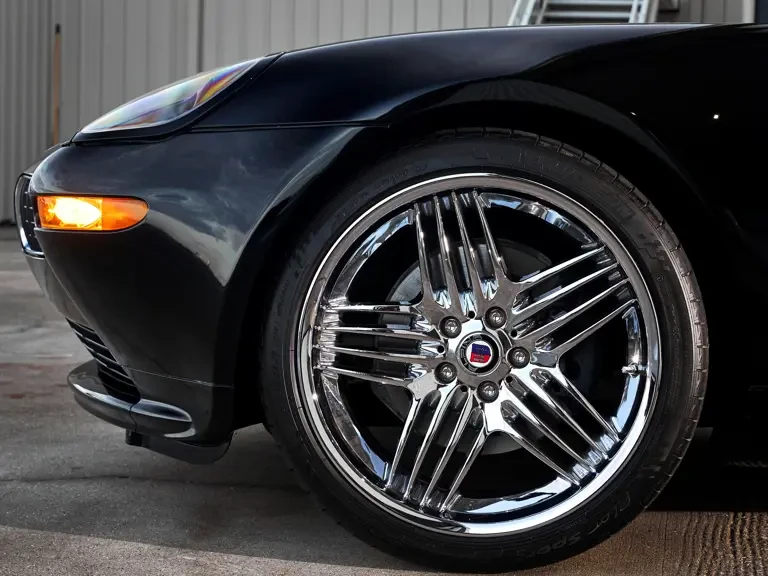 2003 BMW Z8 - Image 17 of 31