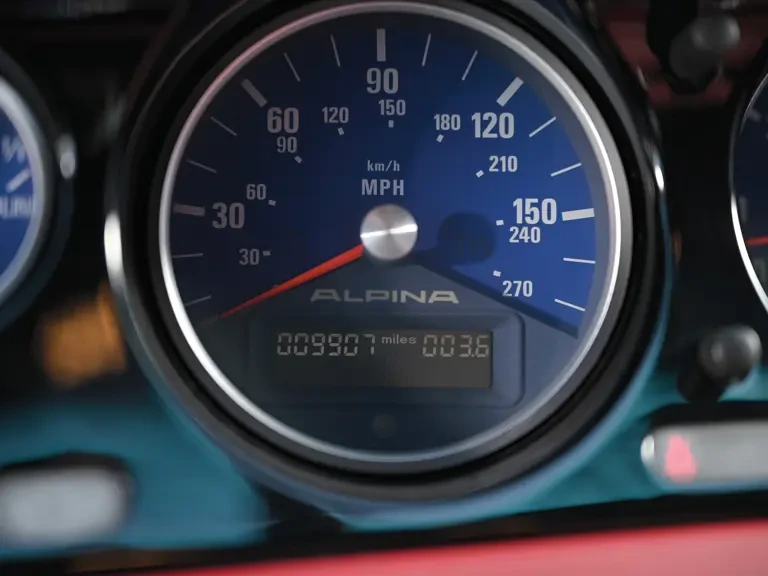 2003 BMW Z8 - Image 14 of 31