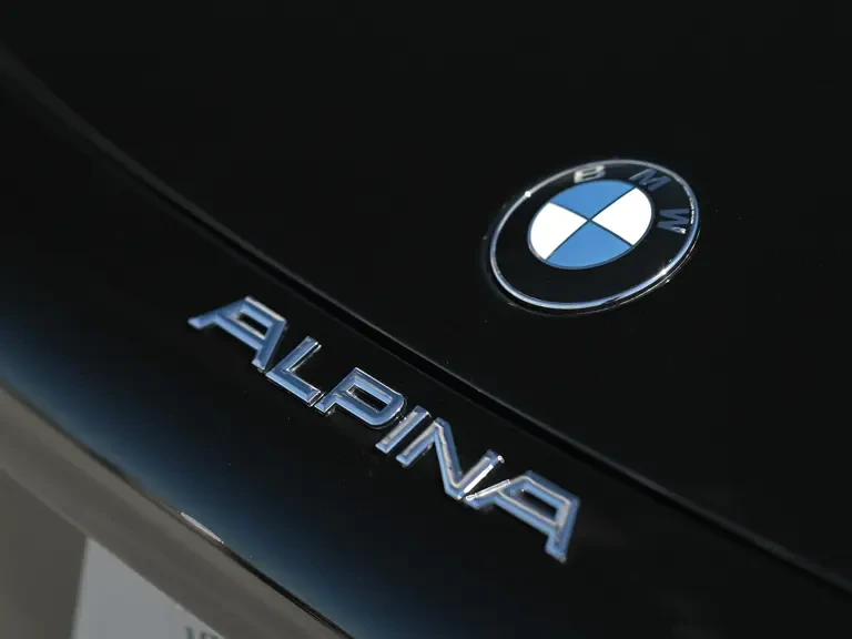 2003 BMW Z8 - Image 8 of 31