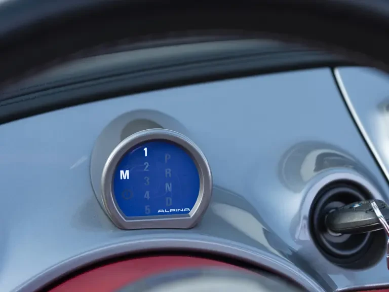 2003 BMW Z8 - Image 14 of 31