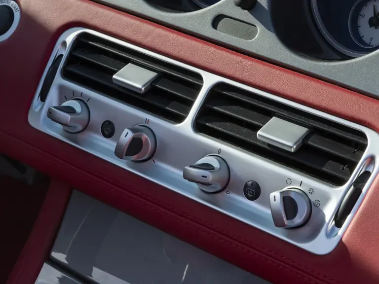 2003 BMW Z8 - Image 17 of 31