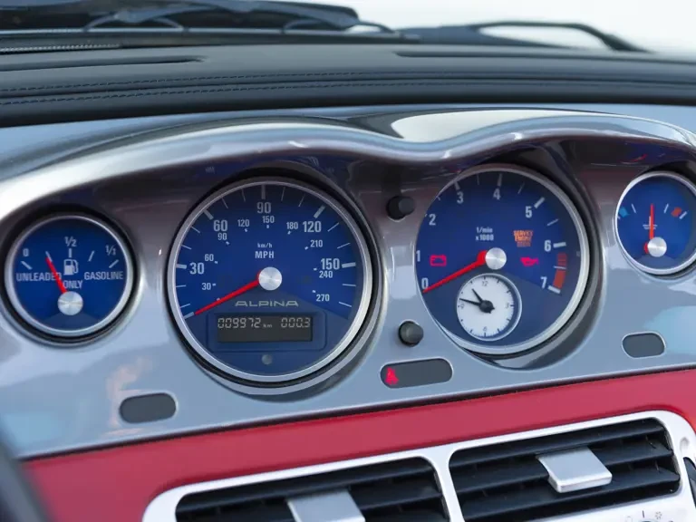 2003 BMW Z8 - Image 13 of 31