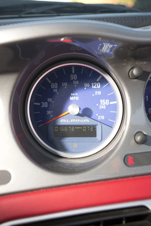 2003 BMW Z8 - Image 28 of 31