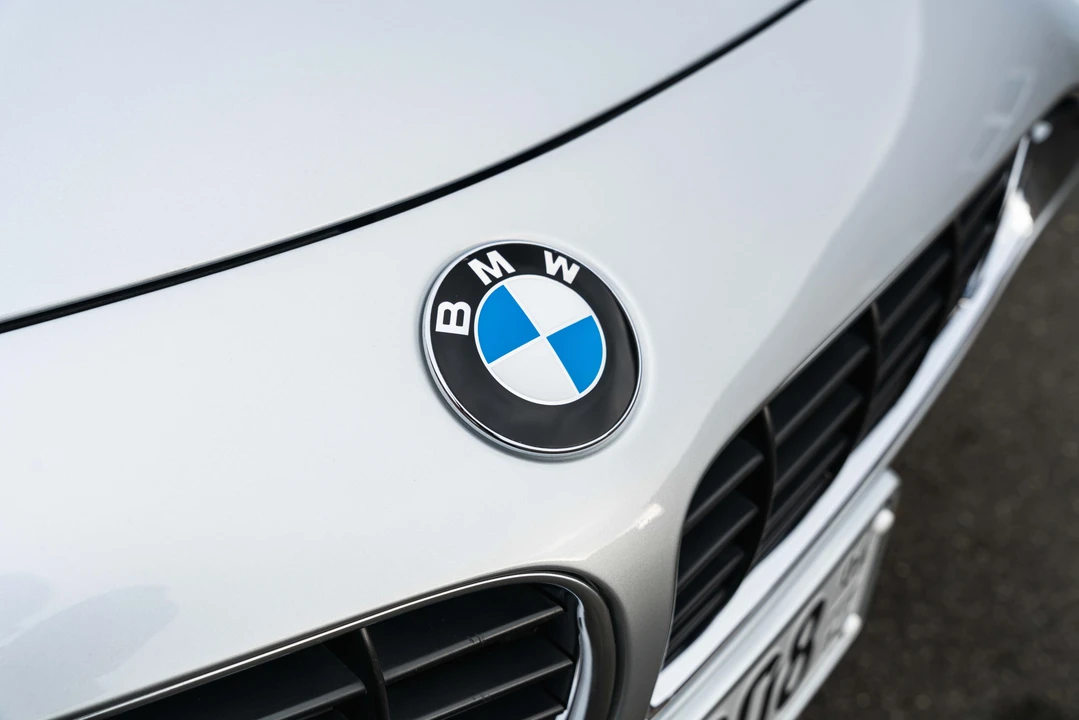2003 BMW Z8 - Image 11 of 31