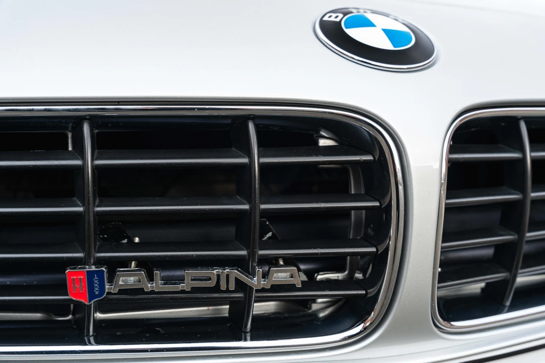 2003 BMW Z8 - Image 12 of 31