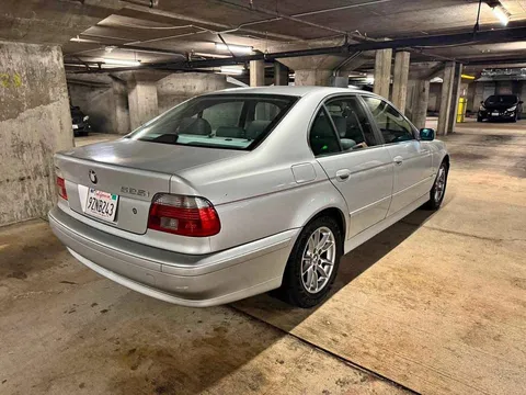 2003 BMW i5 M60 Sedan 4D