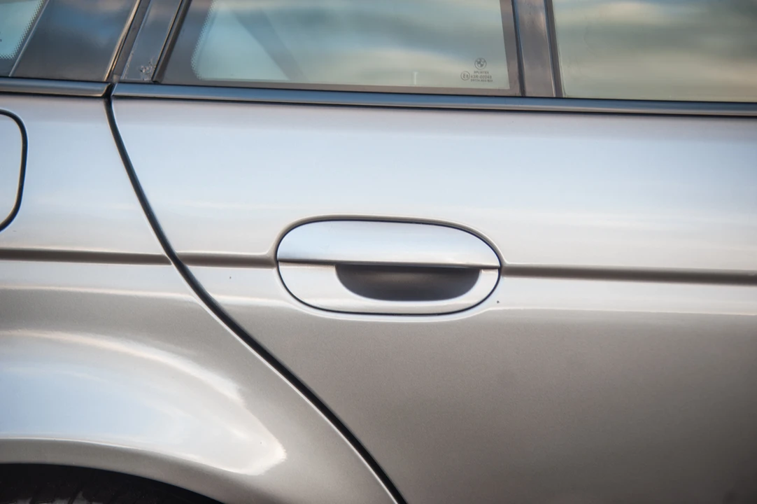 2003 BMW E39 540i - Image 18 of 31