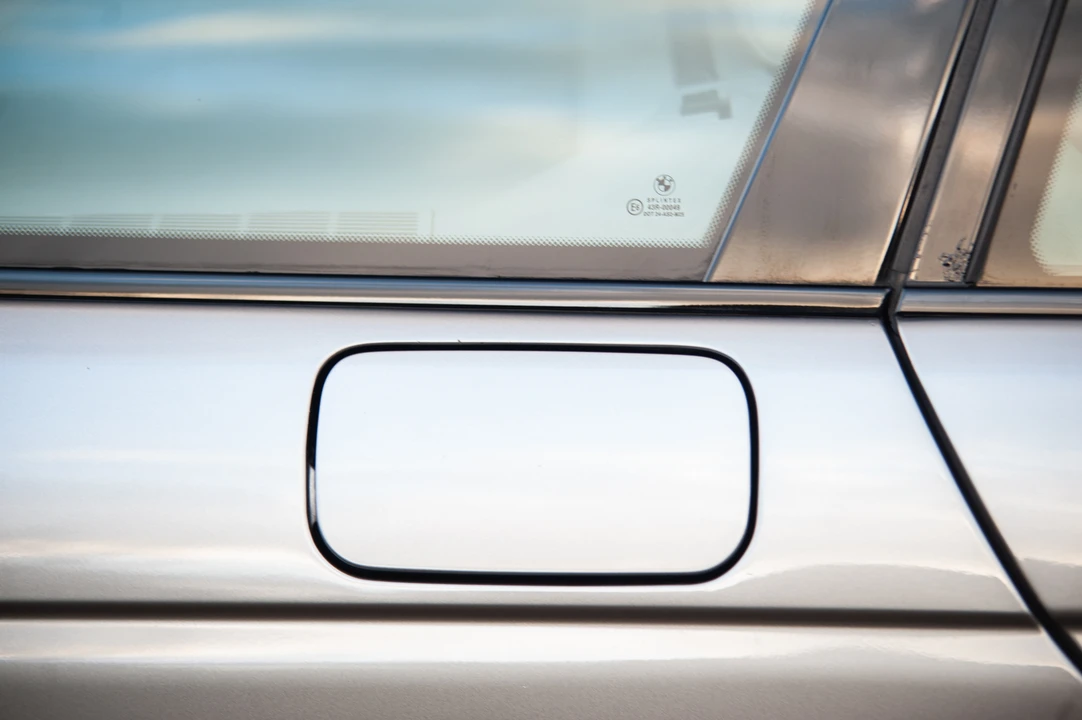 2003 BMW E39 540i - Image 19 of 31