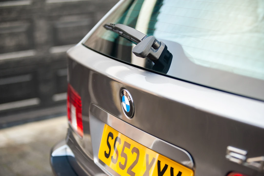 2003 BMW E39 540i - Image 23 of 31