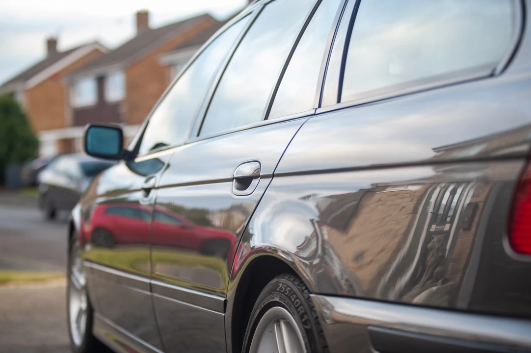 2003 BMW E39 540i - Image 30 of 31