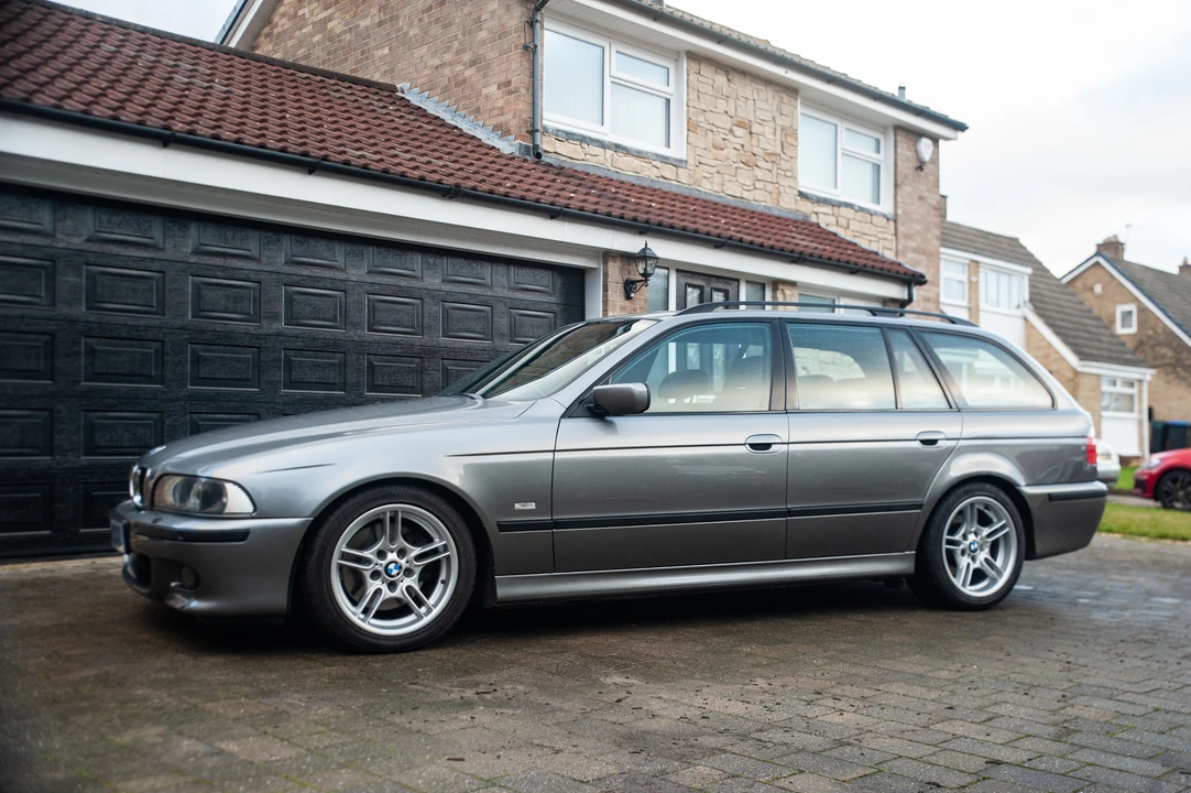 2003 BMW E39 540i - Image 10 of 31