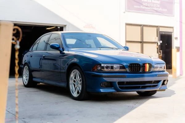 2003 BMW E39 540i - Image 11 of 21