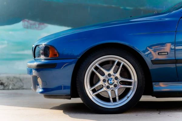2003 BMW E39 540i - Image 4 of 21