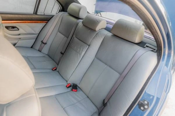 2003 BMW E39 540i - Image 9 of 21