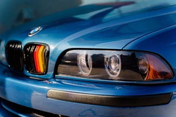 2003 BMW E39 540i - Image 3 of 21