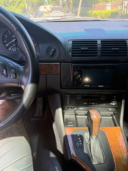 2003 BMW E39 540i - Image 5 of 6