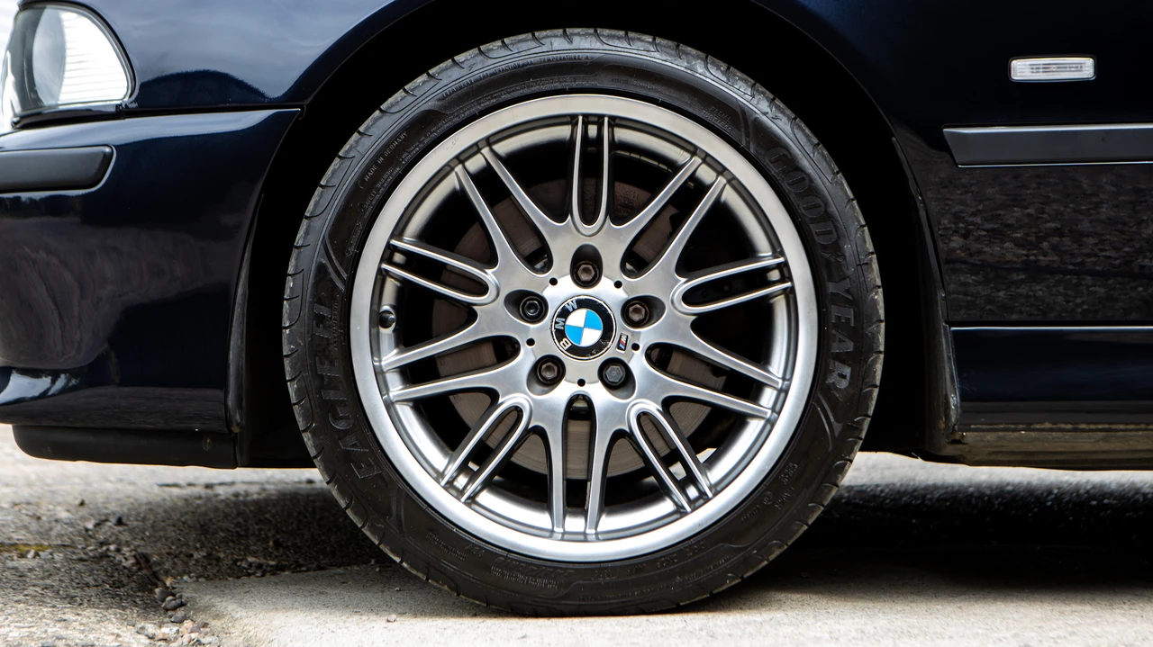 2003 BMW E39 M5 - Image 19 of 31