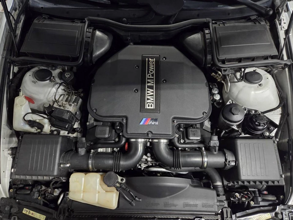 2003 BMW E39 M5 - Image 17 of 24