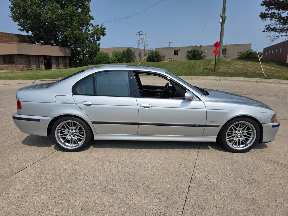 2003 BMW E39 M5 - Image 2 of 24